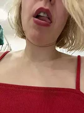 Photos of Yourdirtybitch from StripChat is Freechat