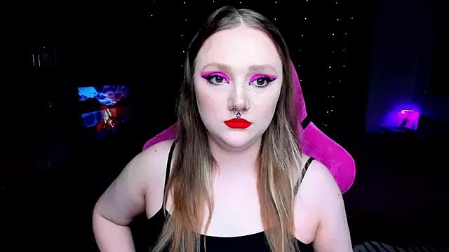 Check-out the world of girls and talk with our steaming hot slutz, bringing your desired characters to life with authentic apparel and cam streams.
