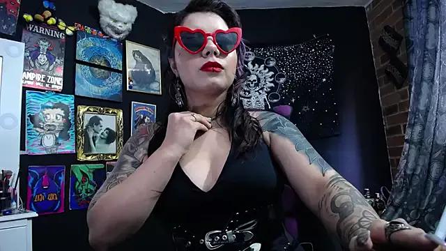Yourmadame_P from StripChat is Freechat