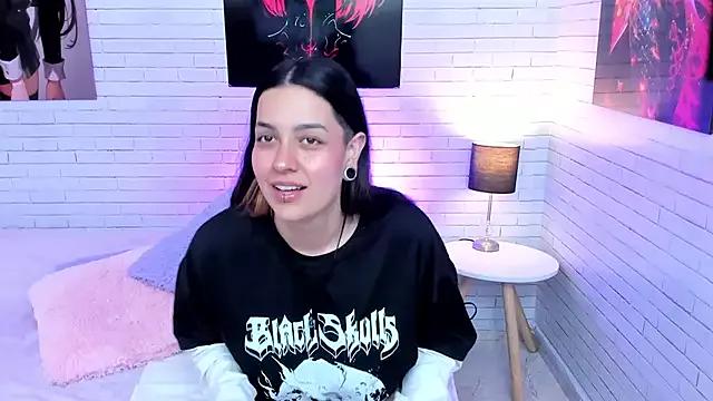 Check-out the world of girls and talk with our steaming hot slutz, bringing your desired characters to life with authentic apparel and cam streams.