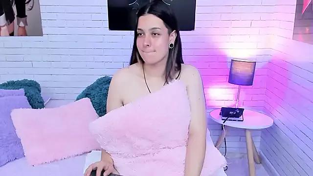 Check-out the world of girls and talk with our steaming hot slutz, bringing your desired characters to life with authentic apparel and cam streams.