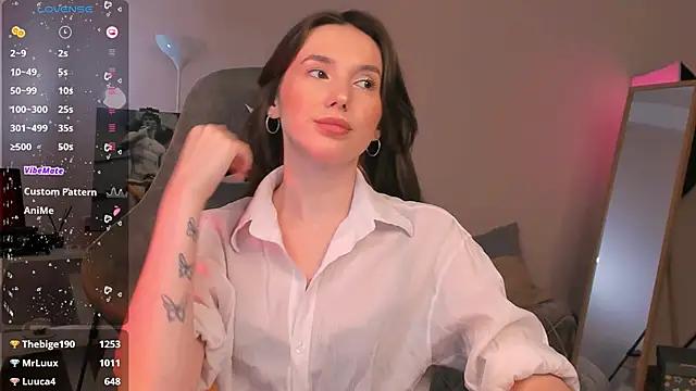 Check-out the world of girls and talk with our steaming hot slutz, bringing your desired characters to life with authentic apparel and cam streams.