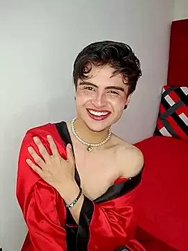 ZackLovee from StripChat is Freechat