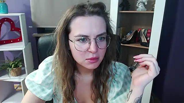 Check-out the world of girls and talk with our steaming hot slutz, bringing your desired characters to life with authentic apparel and cam streams.