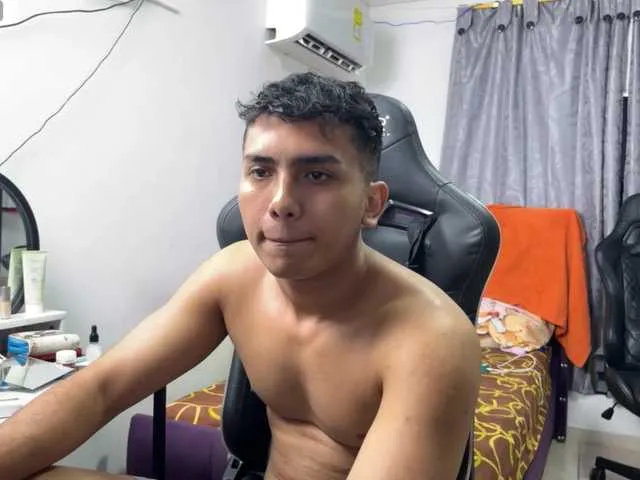 alex-kei on BongaCams