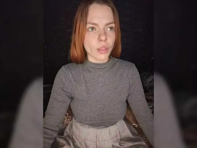 AliceRabbit — I like dominance towards me, orders, insults/praise. I also really love compliments. My favorite genre of porn is hardcore and group porn, sometimes BDSM. I really like shibari as an art form and it turns me on when I am under the control of my master