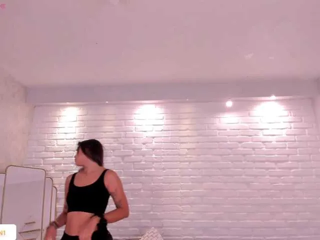 AllyJensen on BongaCams 