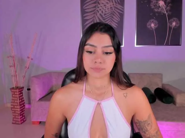 AllyJensen on BongaCams 