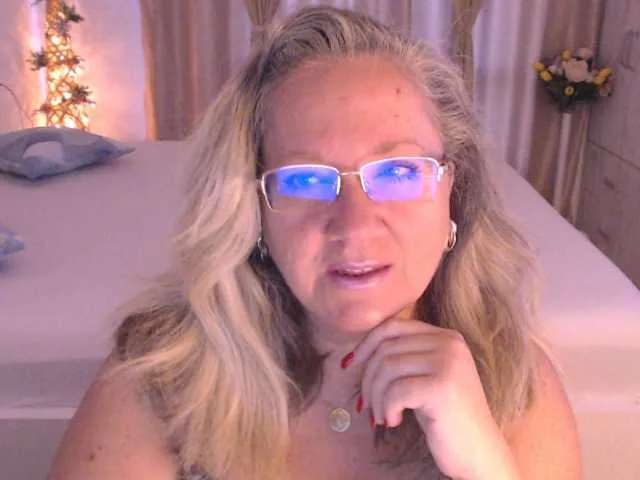 Alpachy on BongaCams 