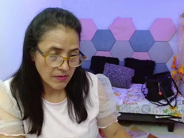 AmandaPeet on BongaCams 
