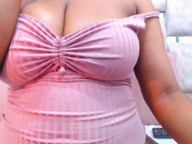 AmbarSmit on BongaCams 