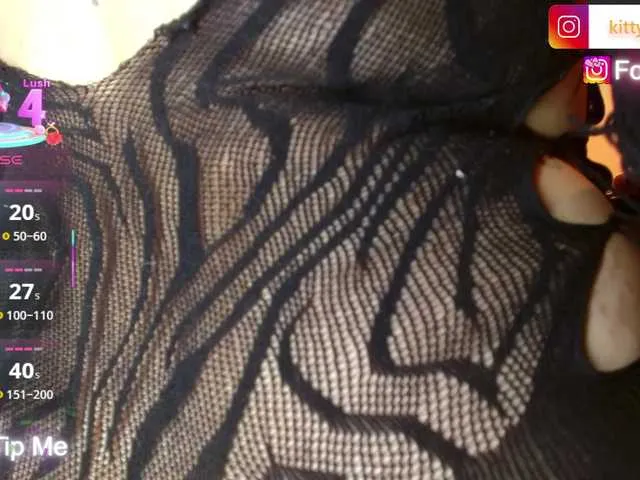 anasweet69 on BongaCams 