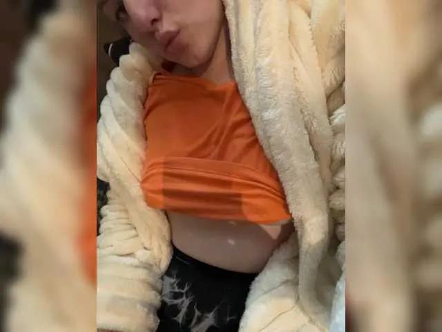 Angelina-8 — Freechat on BongaCams