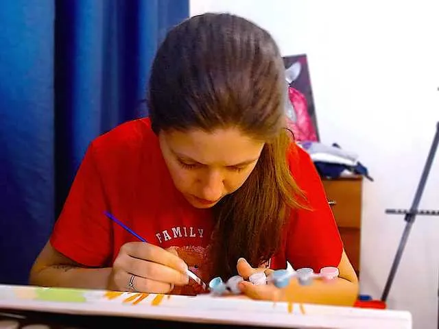 ann-mikele on BongaCams
