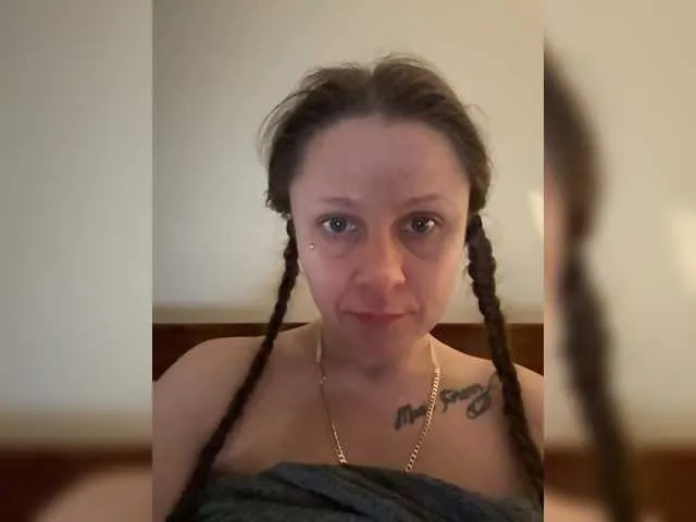 Annesok on BongaCams