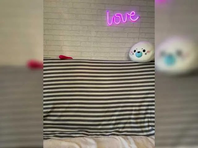 Baby-Mariposa on BongaCams 