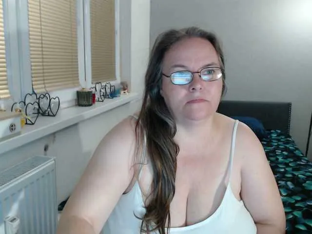 Bessy123 on BongaCams 
