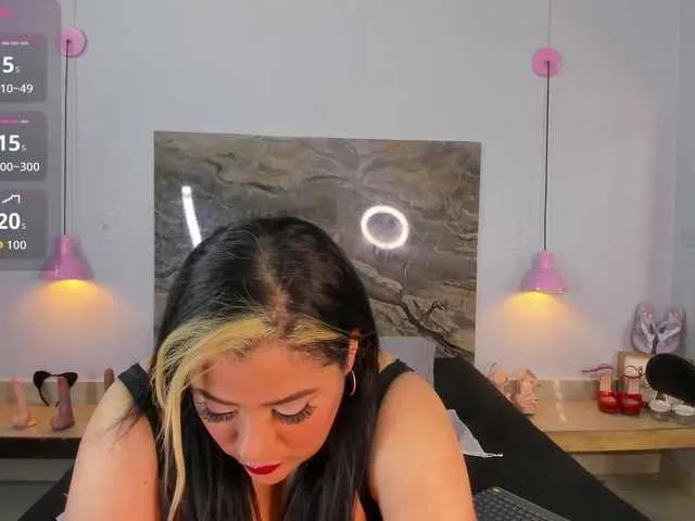 Freechat Brendamaz on BongaCams