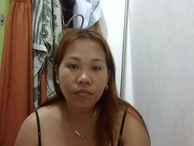 Bunnygreen — I feel horny when looking a cock