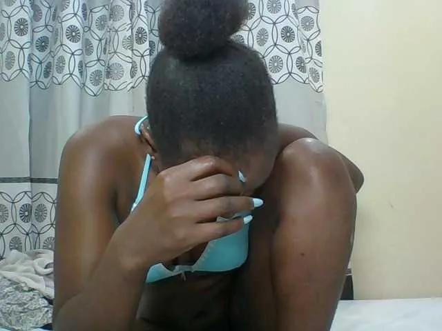 Freechat Chocolateskin4 on BongaCams