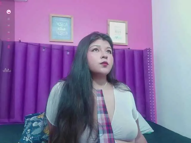 curvyteen on BongaCams