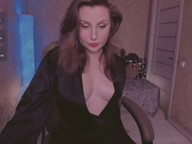 Esmeerrr on BongaCams 