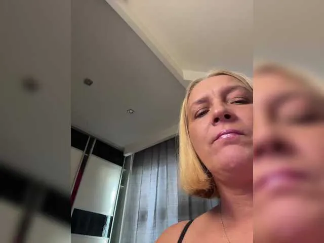 Eva-Bella — Freechat on BongaCams