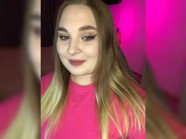 Greeenfriends6969 on BongaCams 