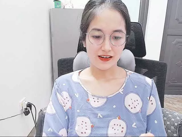 Hana099 on BongaCams 