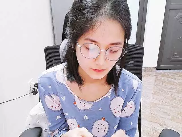 Hana099 on BongaCams 
