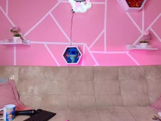 HannaLee on BongaCams 