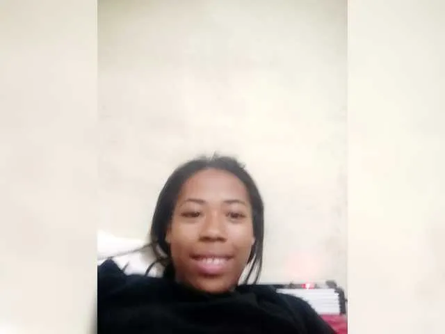 Hassimenne on BongaCams 