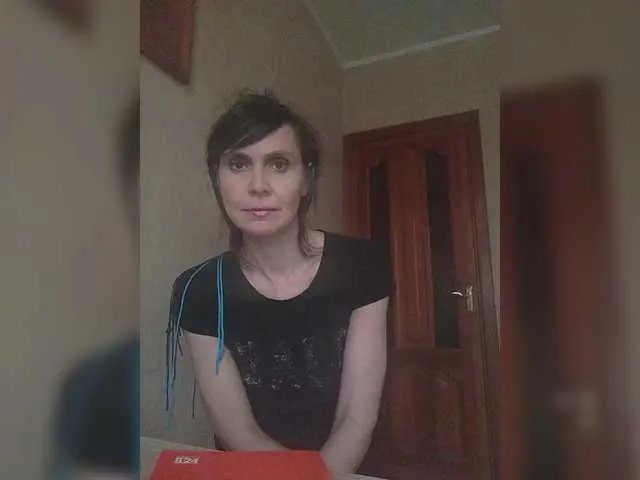 Hellenalonenochka on BongaCams 