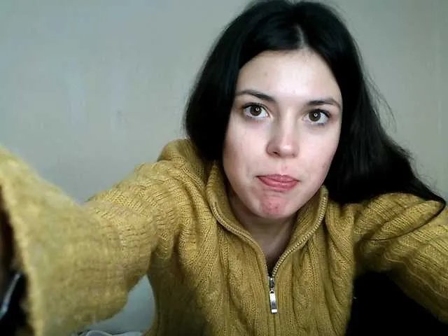 Honeykrisspussy — @total CUM HARD INTO YOUR FACE.   Hi boys , into private show i can do all your wishes . Pm 40 toc.                 To follow you 100 toc.       Custom video with boyfriend  5000 toc    LEFT TO GOAL     @remain 