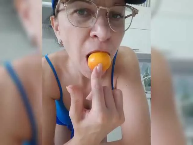 IriskaMai on BongaCams 