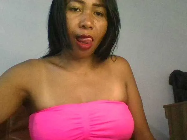 Jenny4 on BongaCams 
