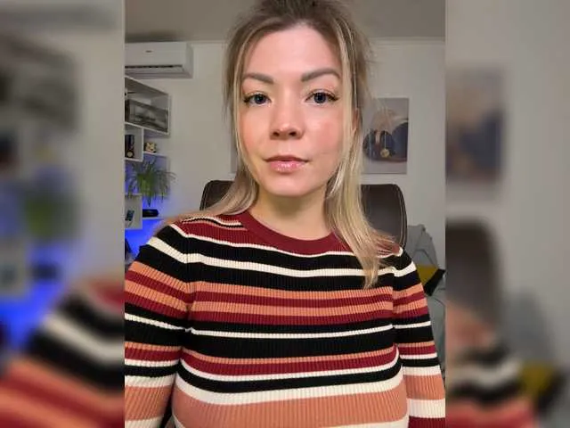 JuliaCute on BongaCams