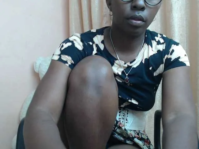 Katty-12 on BongaCams 