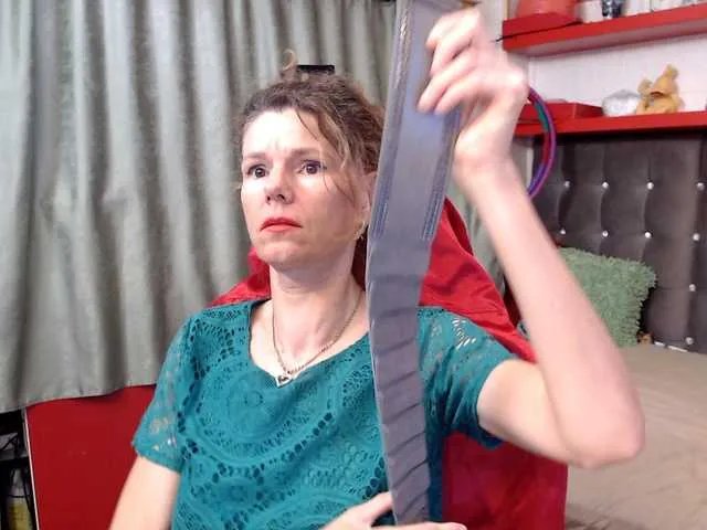 kellysurfing on BongaCams 