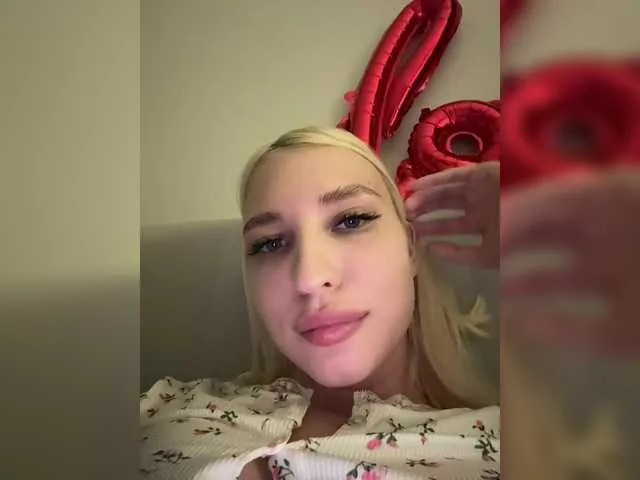 KettyPretty25 on BongaCams