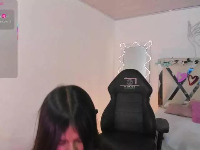 Freechat kittystart-tay on BongaCams