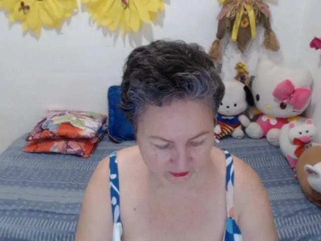 LADYQUEEN520 on BongaCams