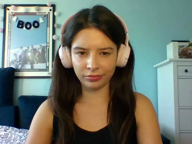 Larice on BongaCams