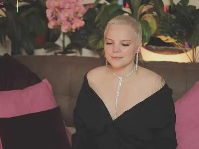 LikaBerry on BongaCams