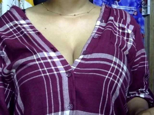 lima11 on BongaCams