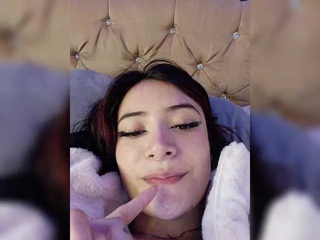 lincy-rouse on BongaCams