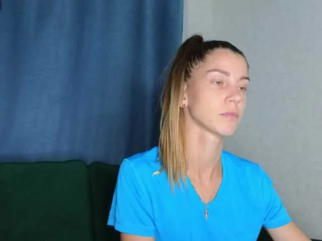 Lisi4ka-Basik on BongaCams 