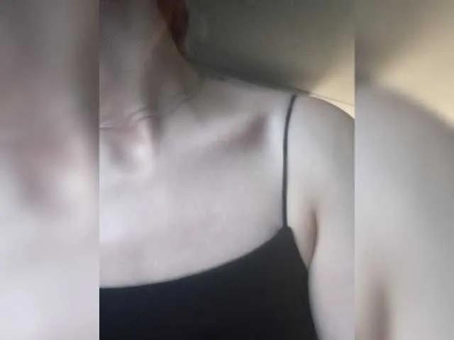 Offline Lola-and-friends on BongaCams