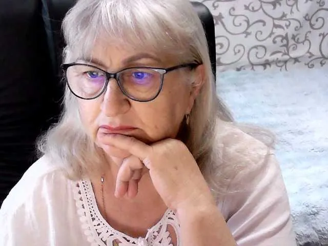 LolkaAlyss on BongaCams 