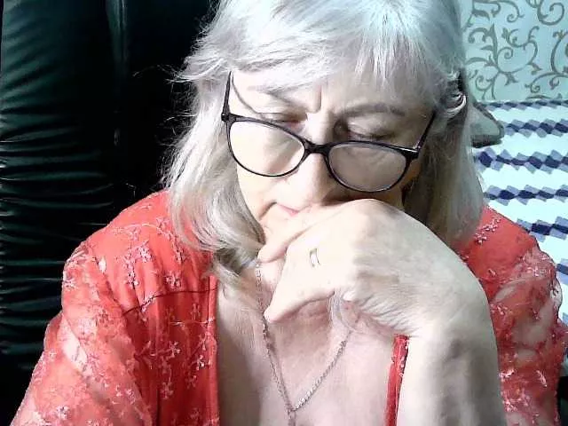 LolkaAlyss on BongaCams 